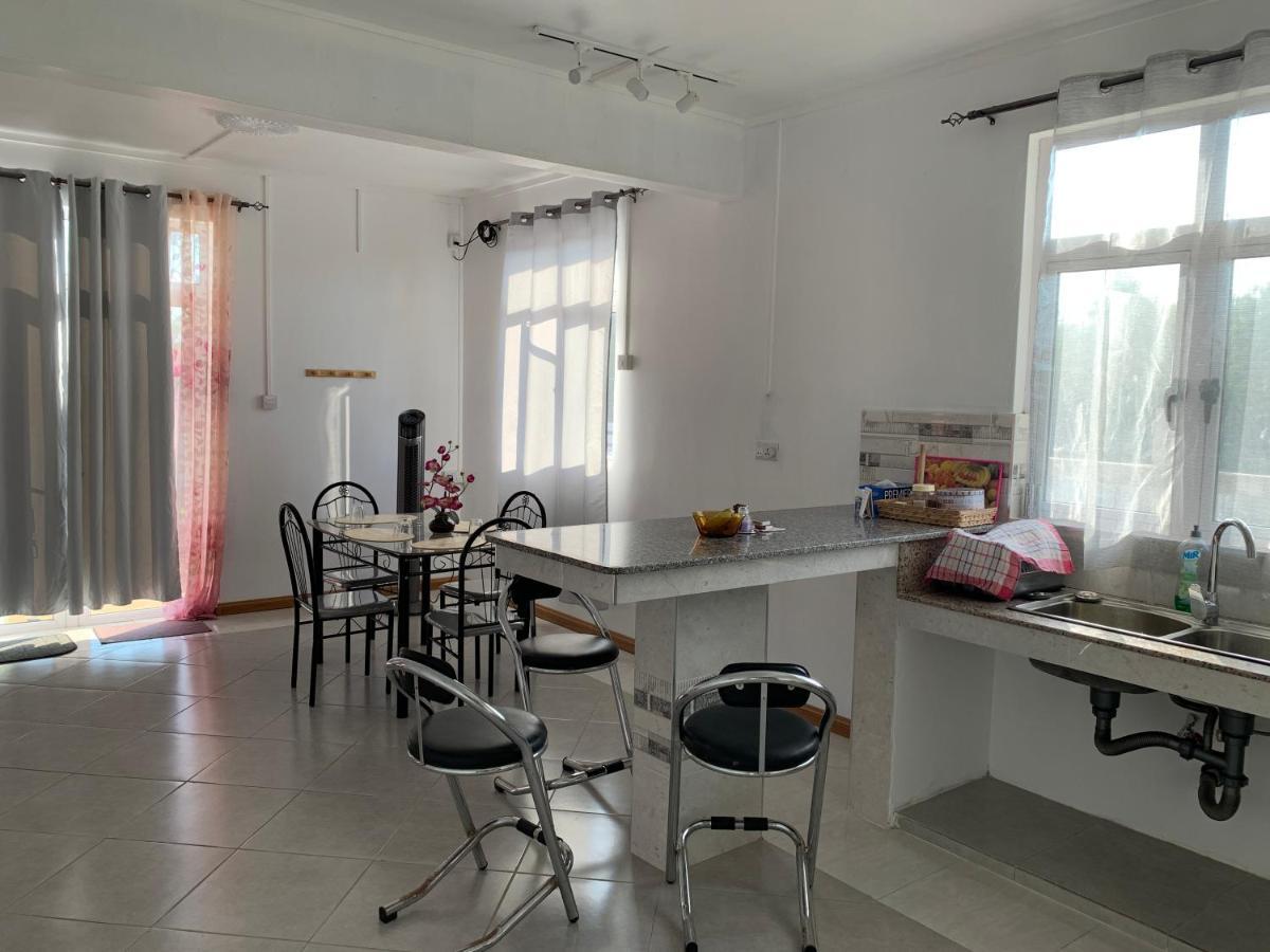 מון שואזי Palm Creek Villa מראה חיצוני תמונה